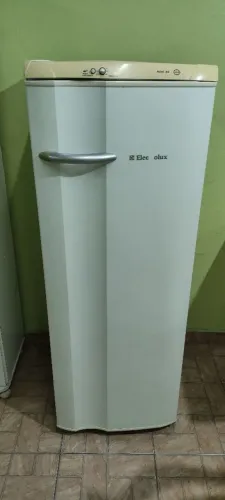 Geladeira 1 porta