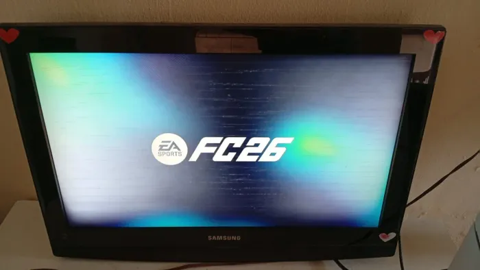 Vendo tv LCD Samsung 25 polegadas ,( NAO E SMART) ,