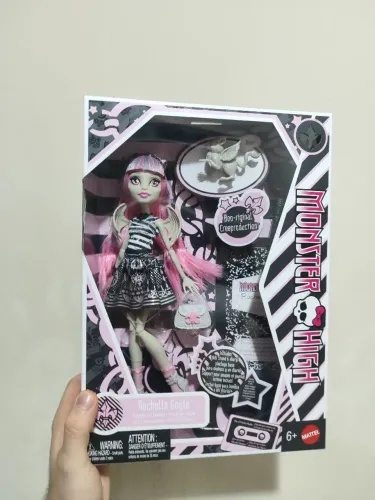 Boneca Rochelle Goyle Creeproduction Monster High