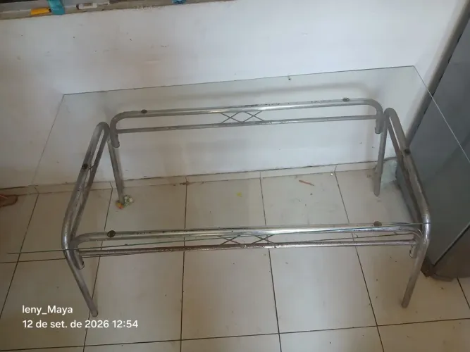 Tampo de vidro apenas a peça ,sem estrutura