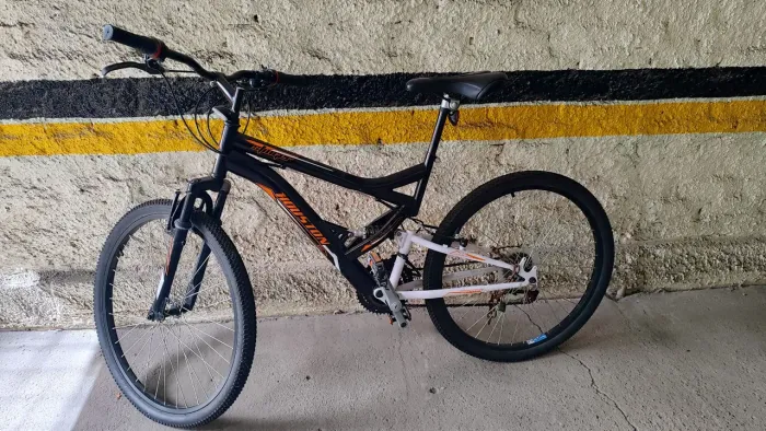 Bicicleta Houston Stinger aro 26