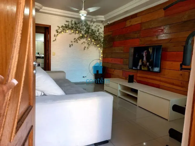 Sobrado à venda em São Paulo, Jaraguá, com 2 suítes, com 400 m²