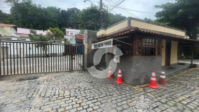 Apartamento com 2 dormitórios à venda, 45 m² por R$ 189.000,00 - Santa Rosa - Niterói/RJ