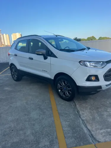 Ford Ecosport Freestyle 1.6 16V Flex 5P 2013