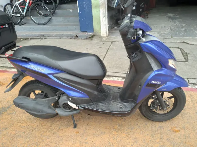 Vendo Moto SCOOTER YAMAHA FLUO ano 2023