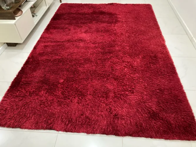 TAPETE IMPORTADO VERMELHO 2,00m X 3,00m - SEMI NOVO