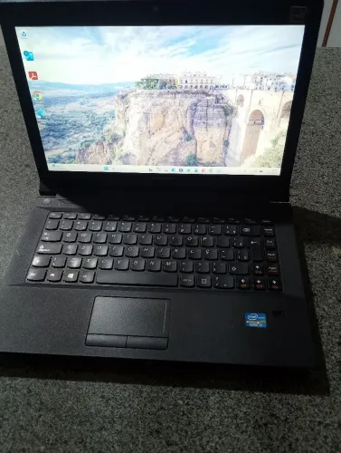 Notebook Lenovo i3 3ger. 256Gb SSD 8Gb ram impecável 