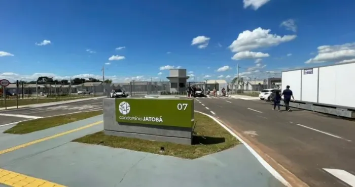 Aluga-se imóvel condomínio Jatobá