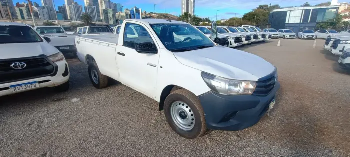 Toyota Hilux CS 4X4 2.8 TDI Diesel Mec. 2021