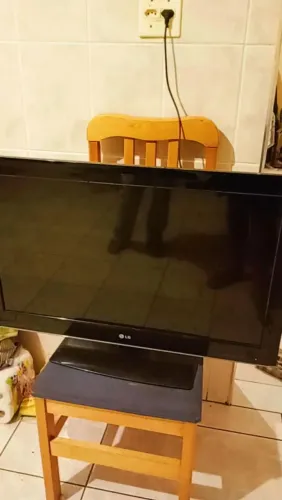 Televisão com defeito