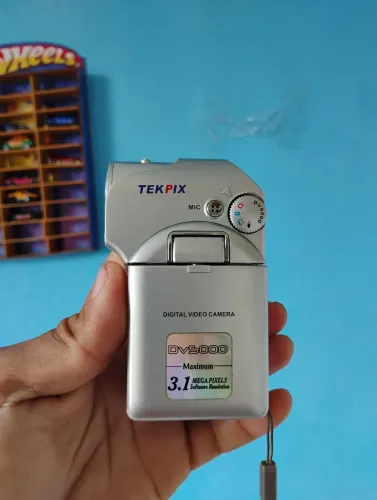 Filmadora TekPix 3.1 mp DV5000
