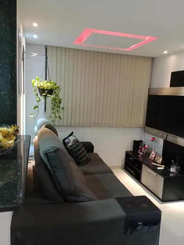 Apartamento todo em porcelanato, no condomínio recreio do pontal em Guadalupe