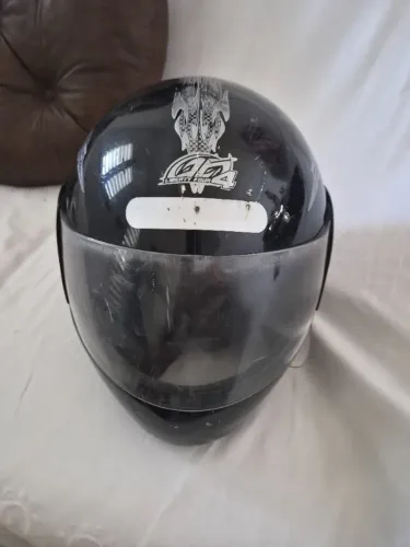 Capacete tam 58 usado