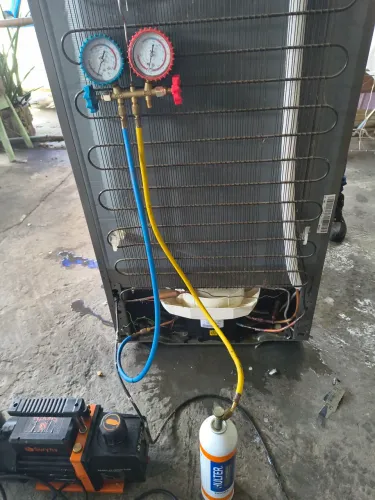 AR Condicionado e Geladeira