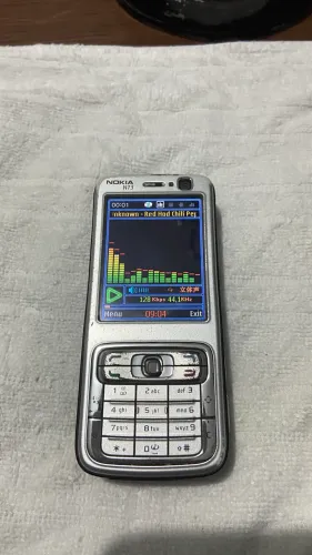 Nokia N73