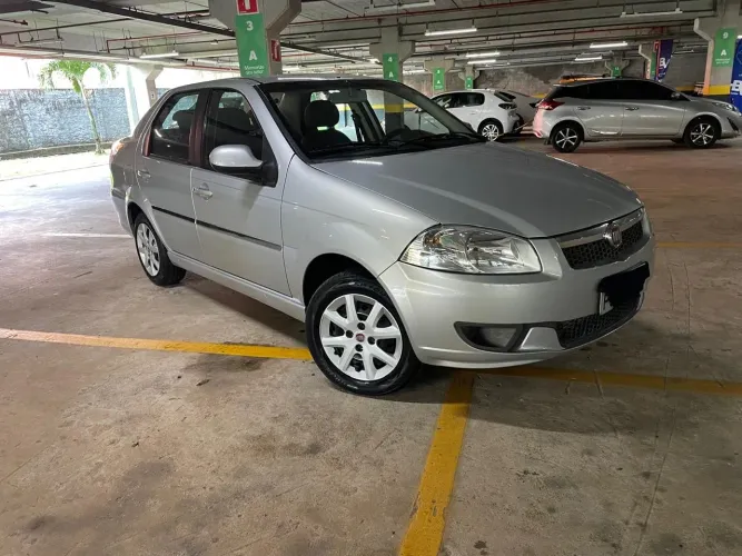 Fiat Siena EL Celeb. 1.0 MPI Fire Flex 8V 4P 2015