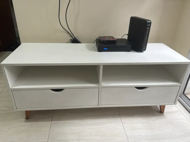 Mobiliário lindo de ótima qualidade tok&stok