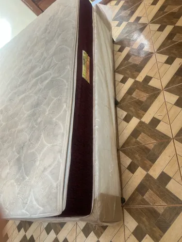 Cama box casal
