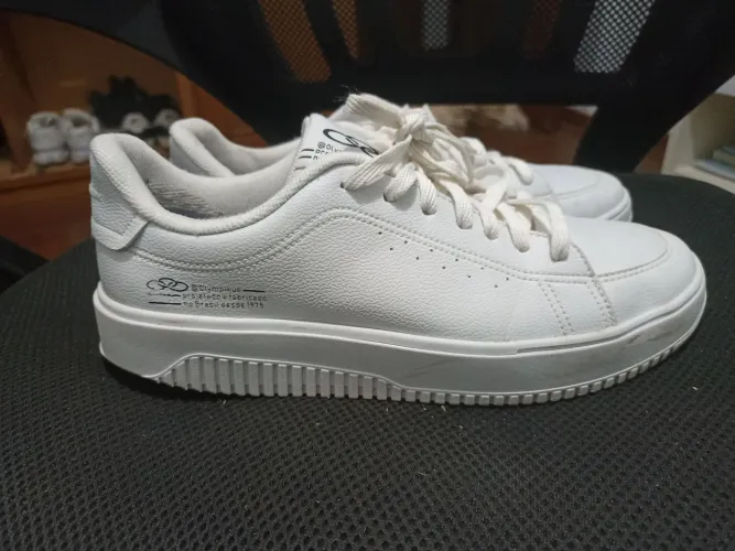 Tenis branco casual n41