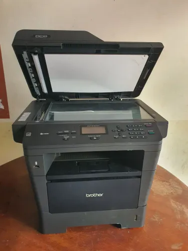 Impressora Brother DCP-8157DN Laser Mono - Para Conserto ou Retirada de Peças