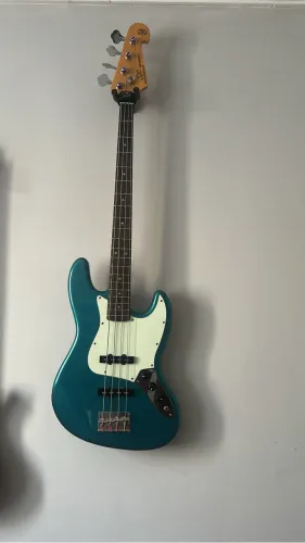 Vendo preço desapego (Contra baixo Sx )preço somente hj