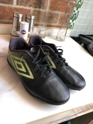 Chuteira UMBRO - ORIGINAL
