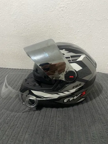 Capacete FW3 Fox - Usado Apenas 2x | Estado de Novo