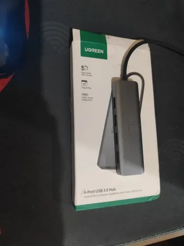 Hub USB 3.0 UGREEN CM219 - 4 Portas + Entrada USB-C (Semi-novo)