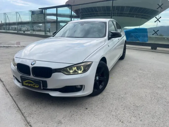 BMW 320I 320i 2014
