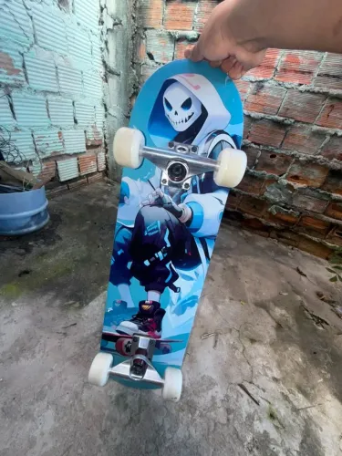 Skate Azul e Branco Adulto (pra hoje!)