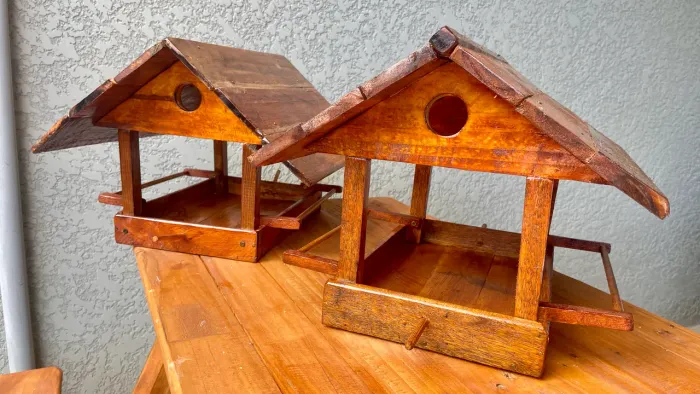Casinha tratador para pássaros 