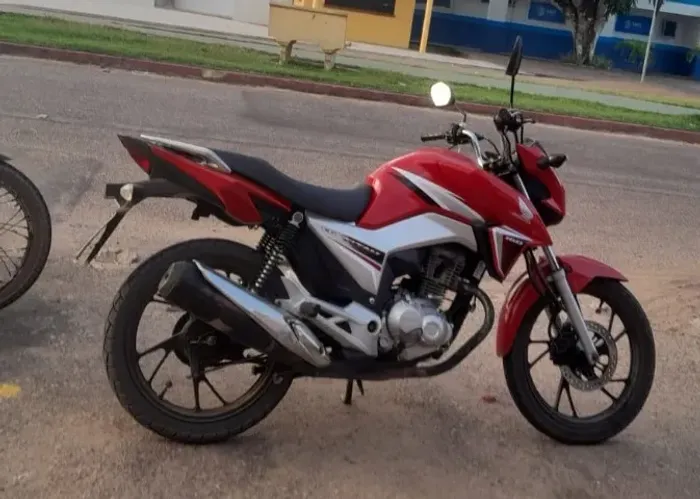 Moto em bom estado HONDA TITAN 2016