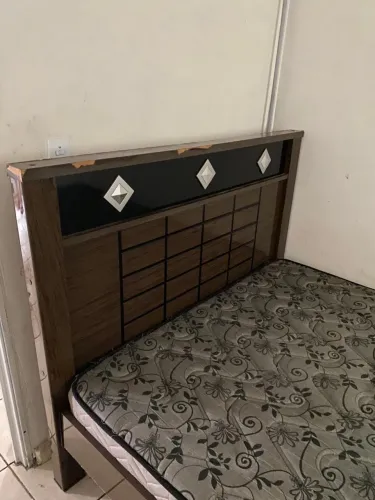 Cama e colchão