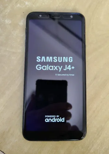 Smartphone Samsung Galaxy J4 Plus