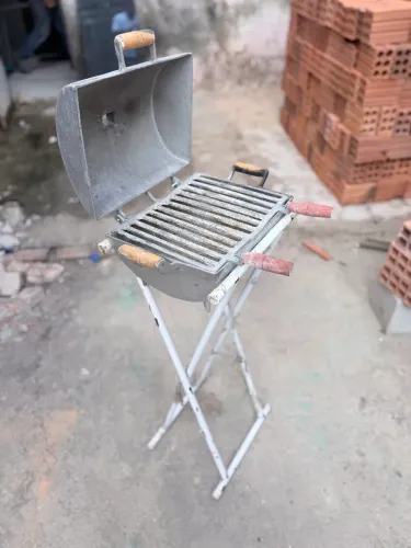 Churrasqueira portátil 