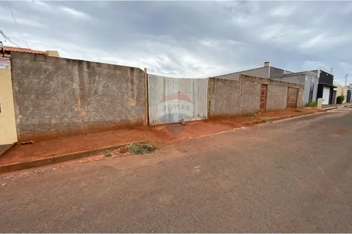 Terreno 300m² em Cidade Jardim, Ituiutaba, MG!