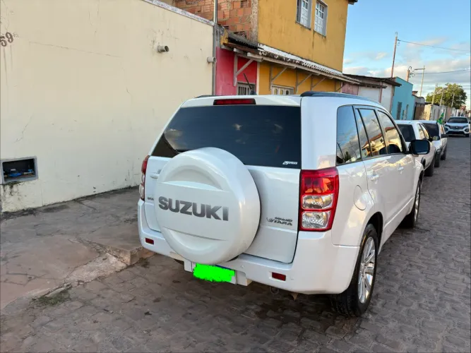 Suzuki Grand Vitara 2.0 16V 4x2/4x4 5P Aut. 2015