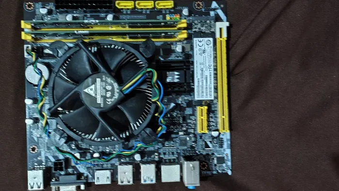 Placa mãe + Core i5 9400 + SSD m.2