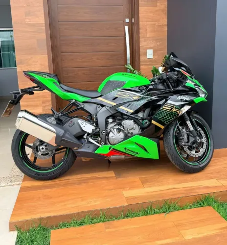 Kawasaki zx6 2020 novinha ao extremo