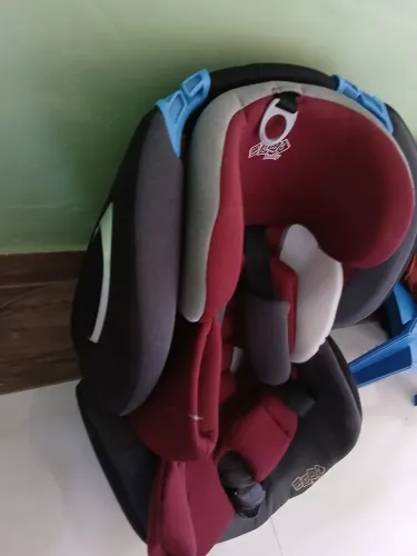 Linda e Forte cadeira de bebê