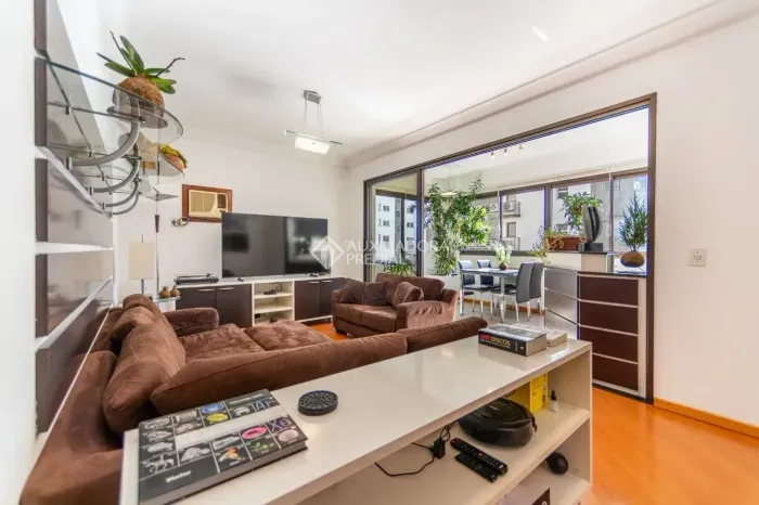 Imóvel para venda possui 94 metros quadrados com 2 quartos em Petrópolis - Porto Alegre -