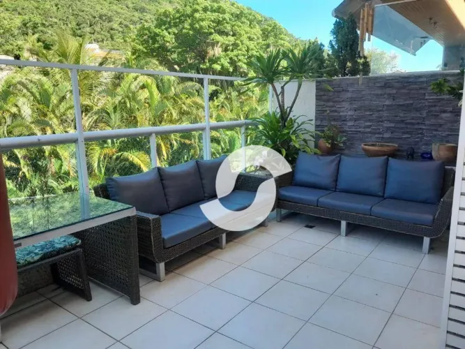 Cobertura com 3 dormitórios à venda, 215 m² por R$ 2.000.000,00 - Itacoatiara - Niterói/RJ