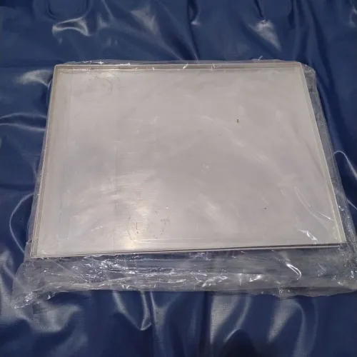 Vendo 10 fôrmas 30x40 a 30 reais cada uma 