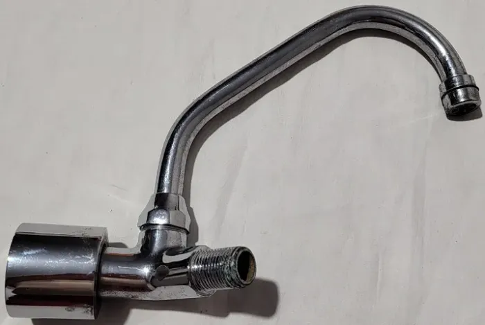 Torneira Monocomando Fani 1167 C50 Bica Móvel De Parede Cromada