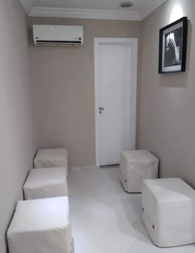 Sala Comercial à Venda em Salvador-BA, Bairro Brotas: 1 sala, 1 banheiro, 1 vaga, 25,33m²