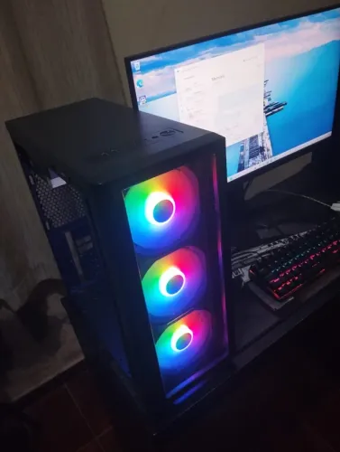 PC GAMER RYZEN 3 3200G 8GB RAM 