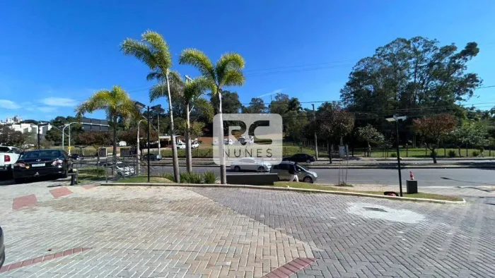 Loja de rua com área de 86m², localizado na Avenida Fleming, Bairro Ouro Preto - Belo Hori
