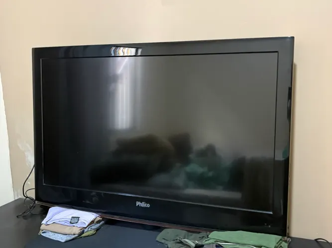 TV PHILCO 42 polegadas
