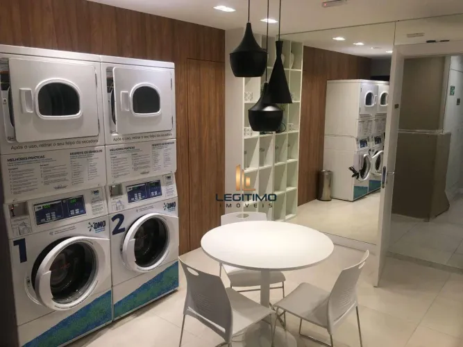 Aluguel de studio de 28m² na Cásper Líbero, 501. Apartamento mobiliado com varanda e lazer