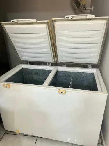 Freezer em ótimo estado
